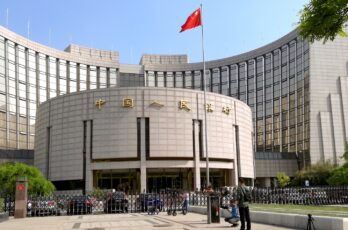 Image credit: Adapted from “People's Bank of China 20160428 092840” by David290, via Wikimedia Commons, https://commons.wikimedia.org/wiki/File:People%27s_Bank_of_China_20160428_092840.jpg, licensed under Creative Commons Attribution-ShareAlike 4.0 International (CC BY-SA 4.0). Changes were made.